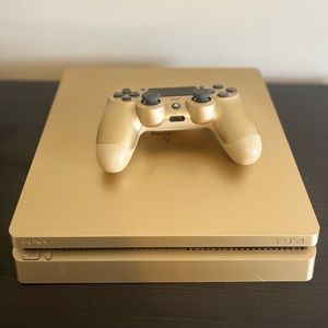 Limited edition GOLD Sony PS4